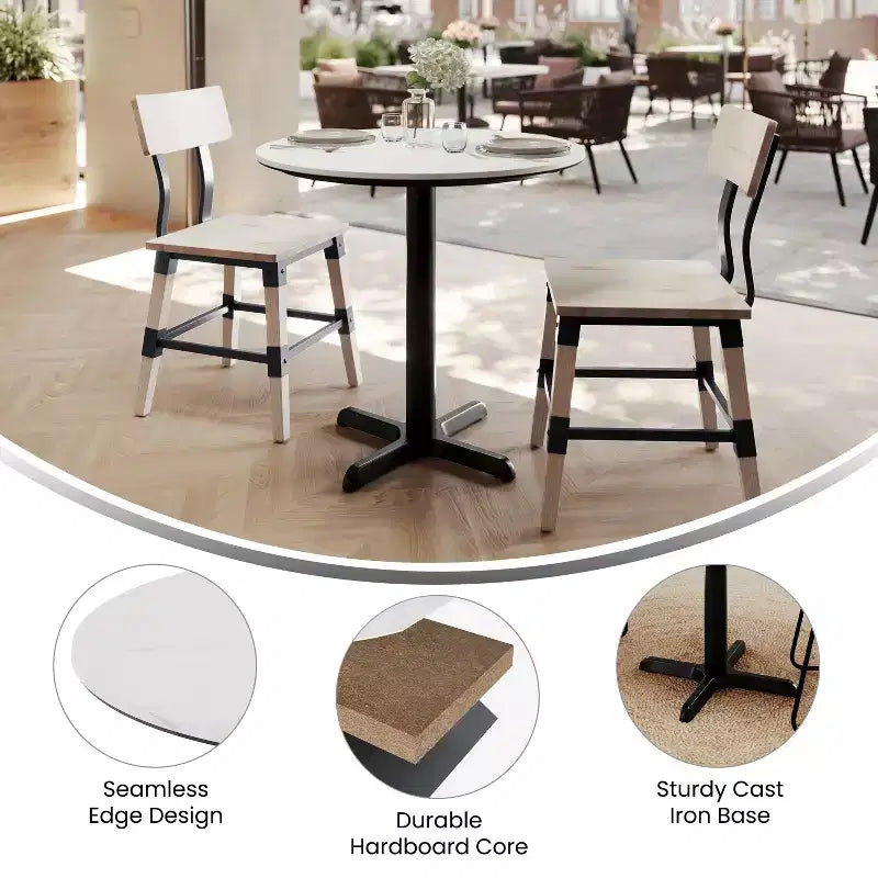 Tablero con tecnología y base en X a la altura de una mesa