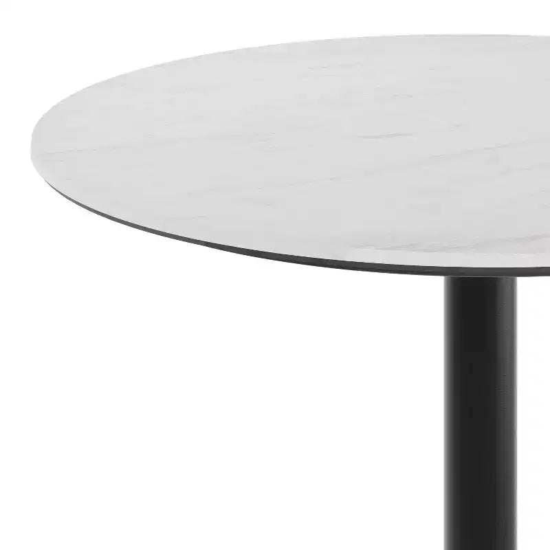 Tablero con tecnología y base en X a la altura de una mesa