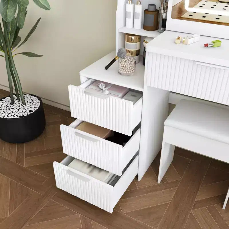 Coiffeuse avec tabouret, miroir éclairé à 3 modes de couleur, support pour sèche-cheveux, prise électrique et tiroirs