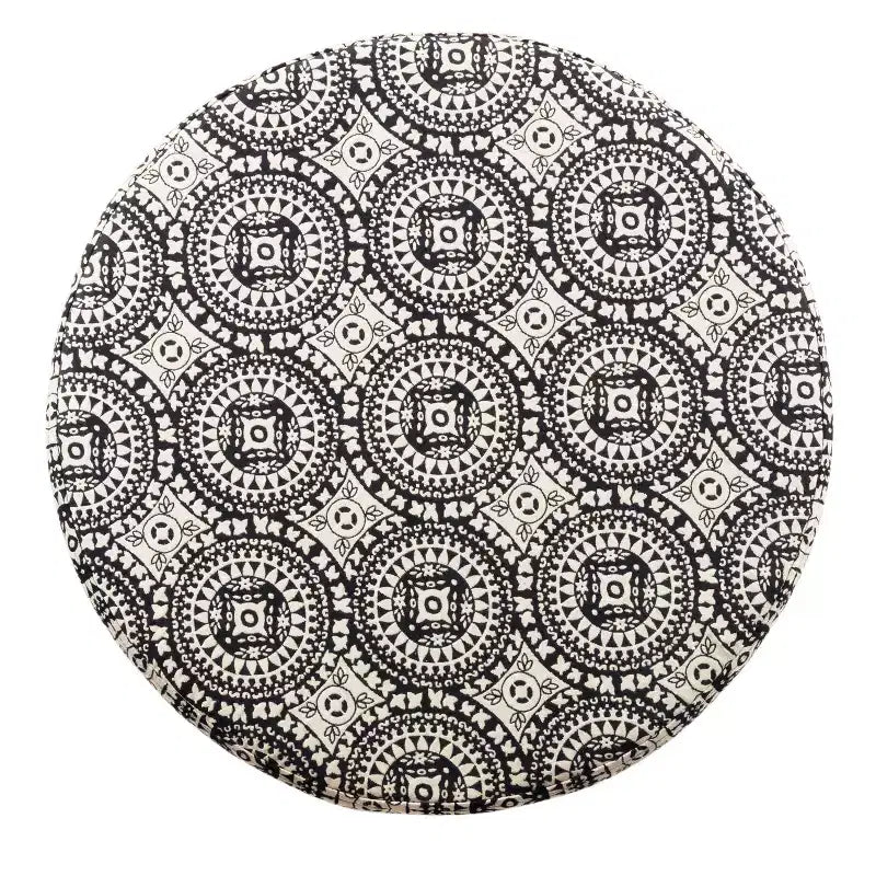 Pouf de rangement de style tribal rétro